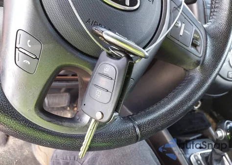 2012 Kia Soul + z USA, uszkodzony, nr VIN KNDJT2A60C7466422